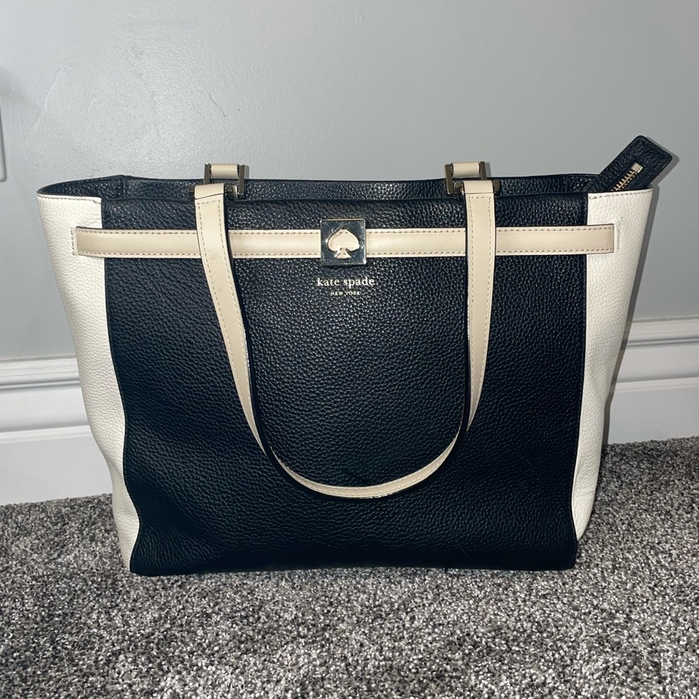 Kate spade shoulder bag